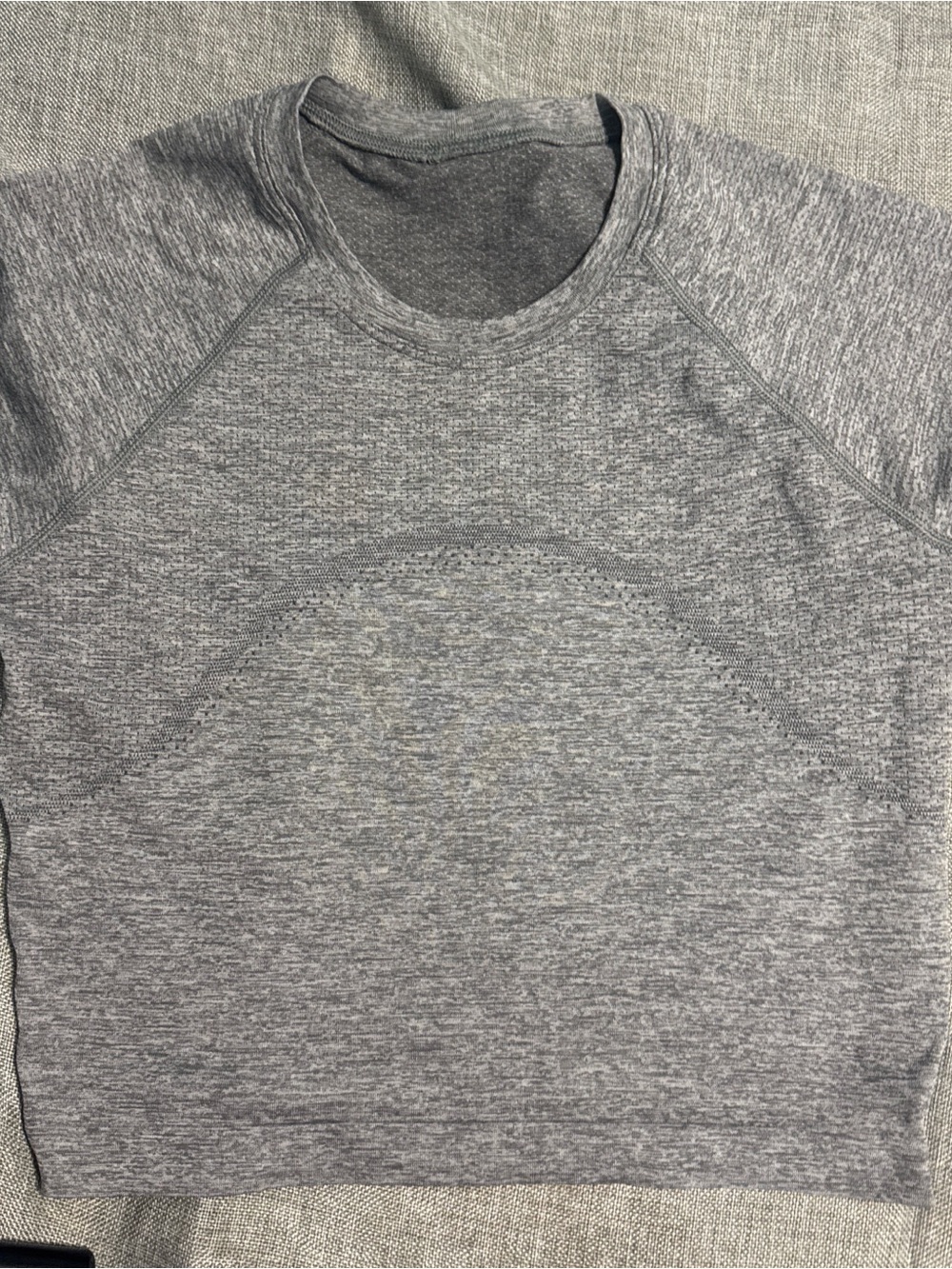 lululemon athletica Heathered Gray Short Sleeve Top
